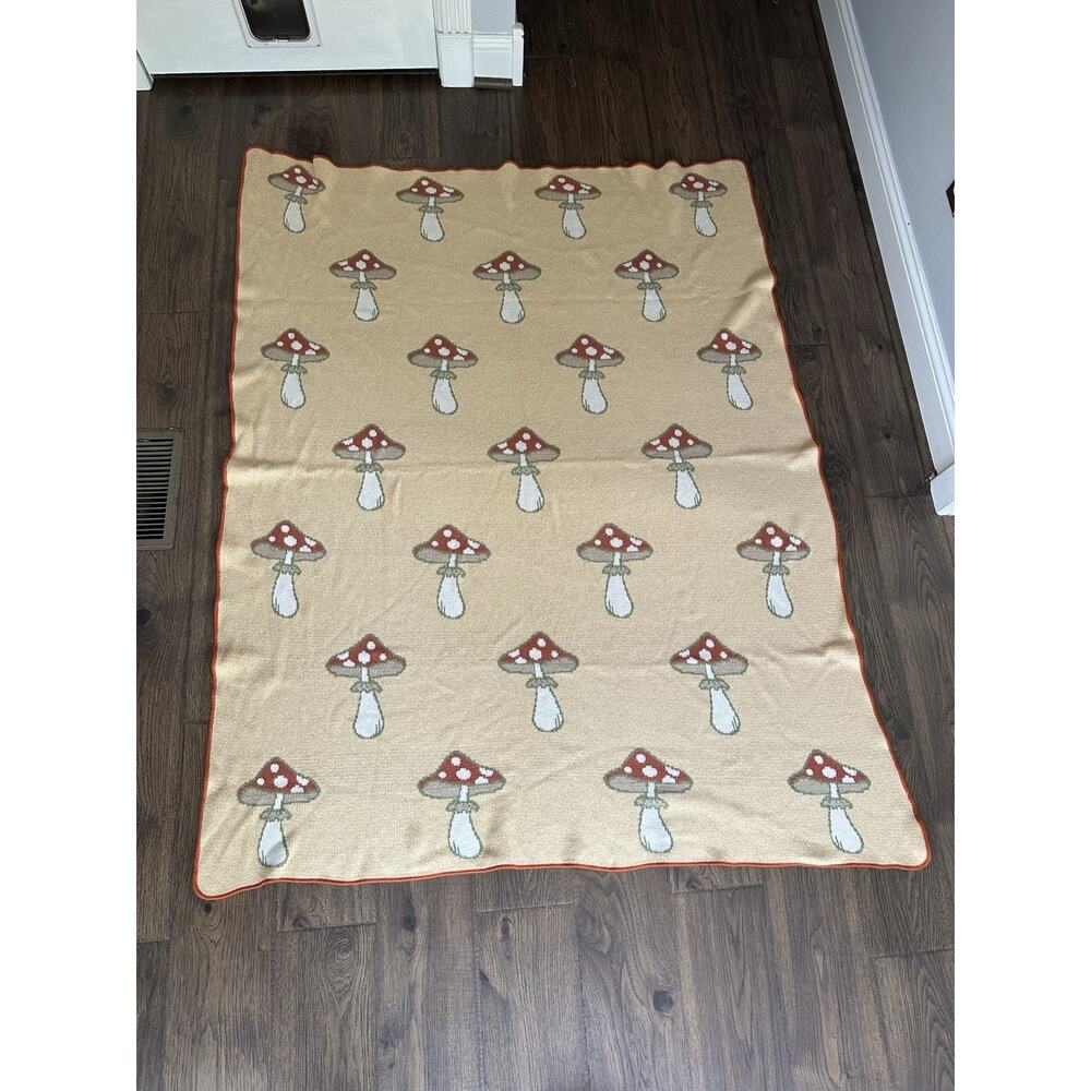 Vintage Valley Cruise Press Mushroom Nature Cottage Throw Blanket Made In USA - Picture 7 of 8
